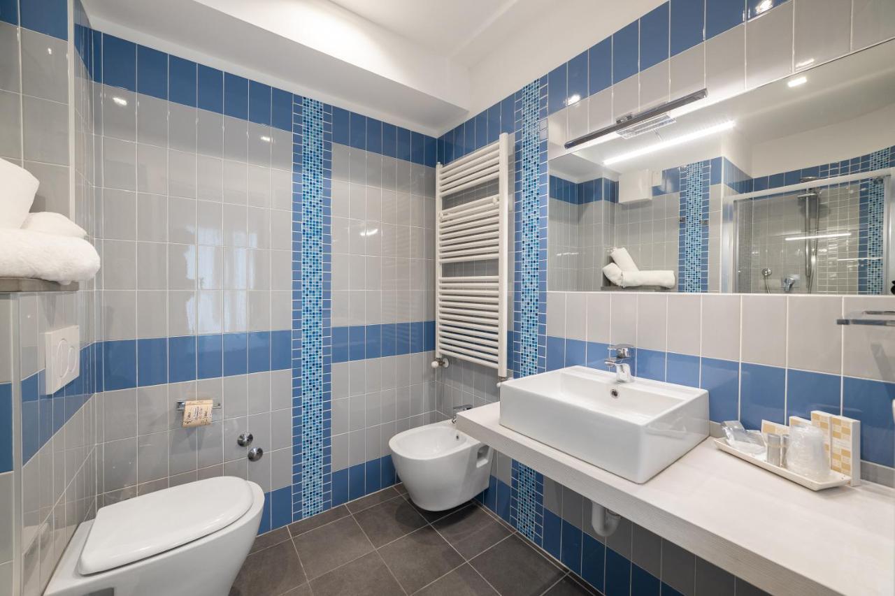 Hotel Amalfi - Smart Hotel Riccione Exterior foto