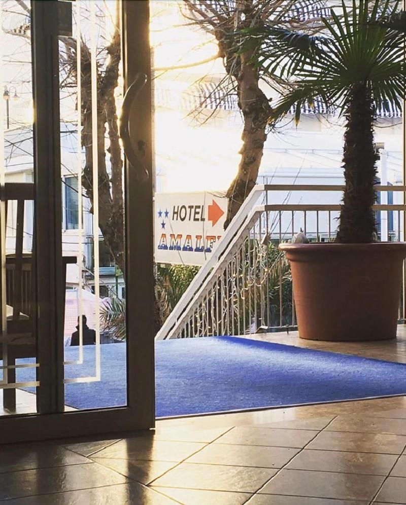 Hotel Amalfi - Smart Hotel Riccione Exterior foto