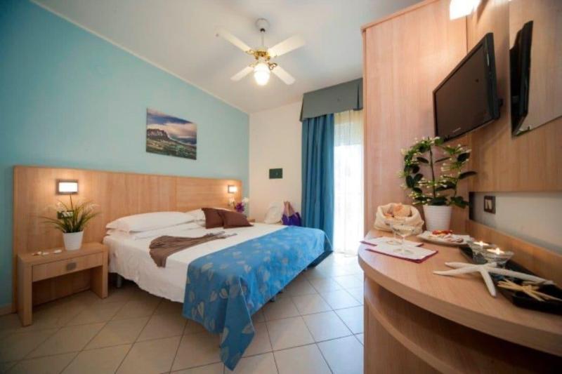 Hotel Amalfi - Smart Hotel Riccione Exterior foto